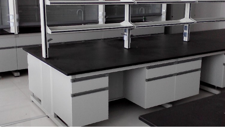 實驗室設計規劃之理化實驗室安全管理-瑞斯達實驗室